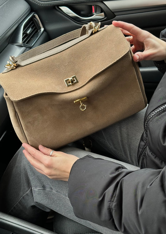 Zamszowa torebka bezowa do ręki lub na ramię, Włochy