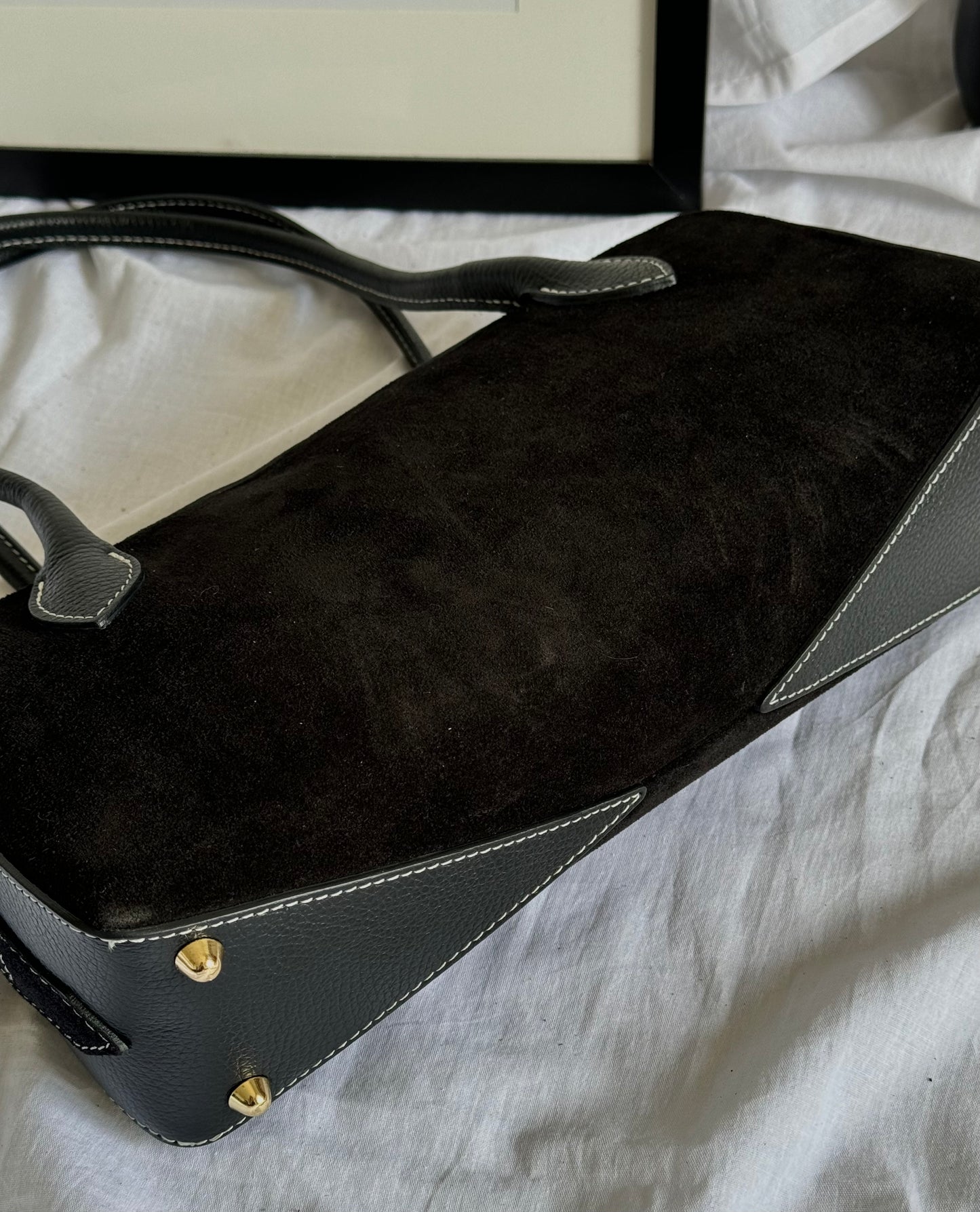 Italian baguette bag made of natural suede in a fashionable color