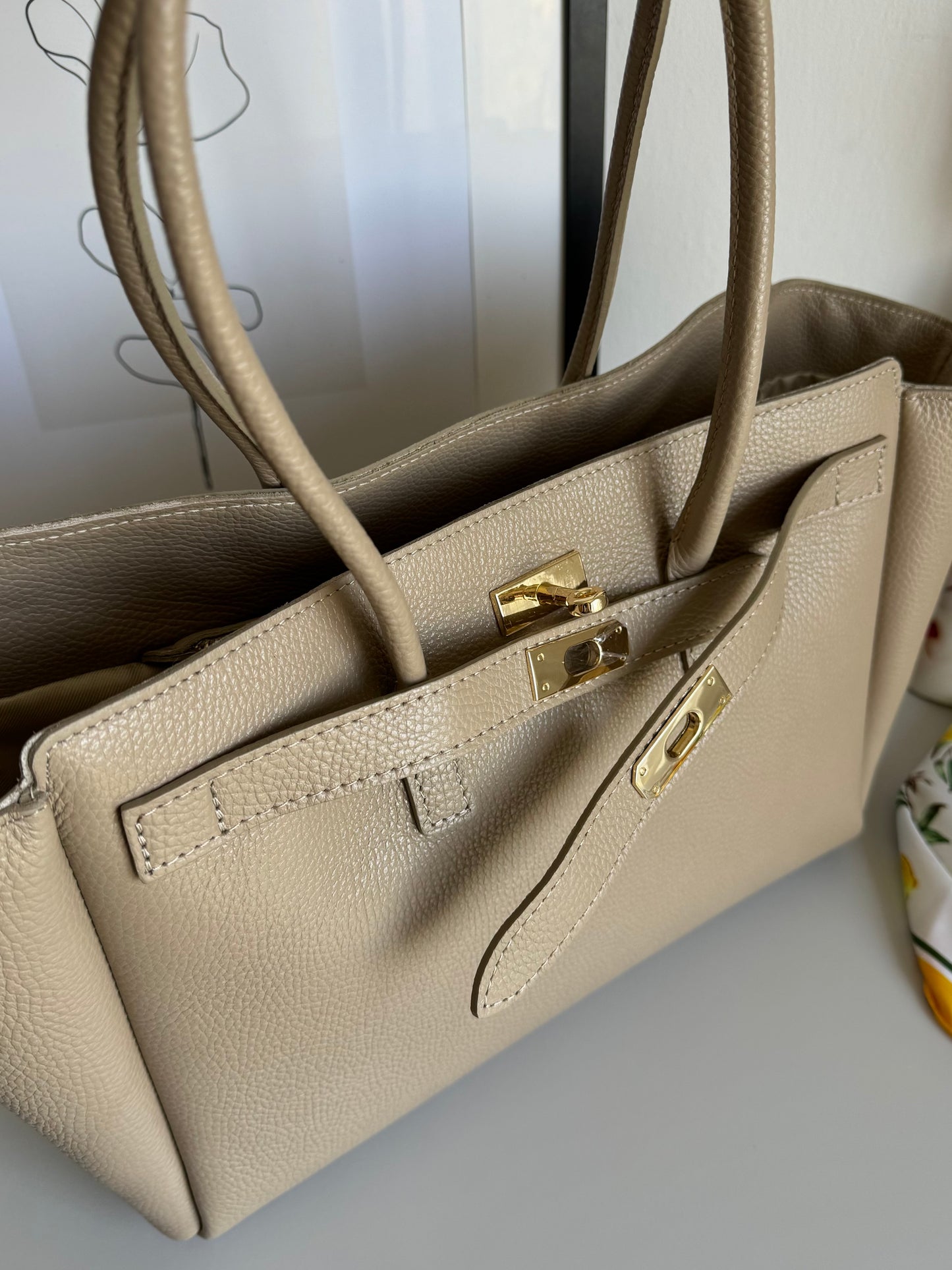 Natural leather shopper bag for work or everyday use, Italy