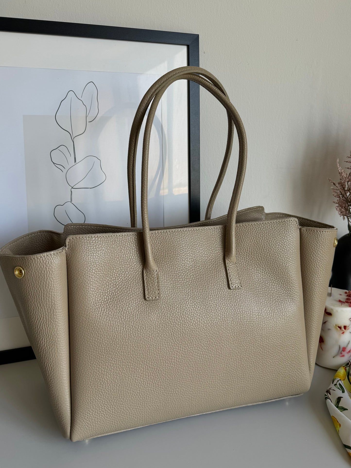 Natural leather shopper bag for work or everyday use, Italy