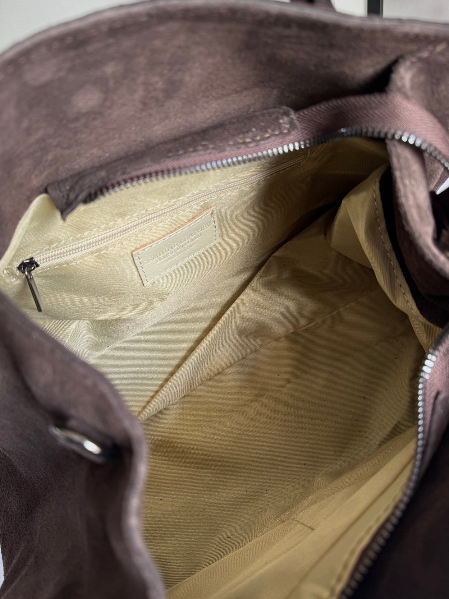 Zamszowa torebka shopper w czekoladowym kolorze, Włochy