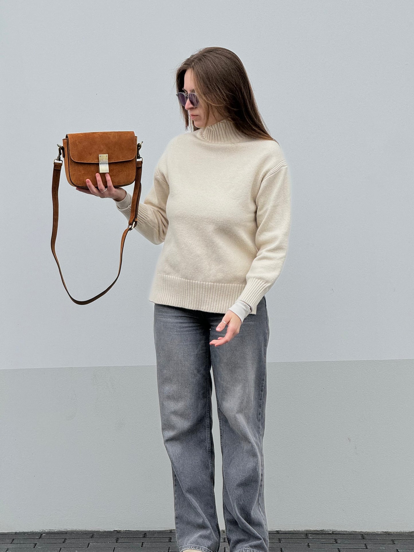 Torebka Crossbody na ramię z naturalnej skóry zamszowej, Włochy