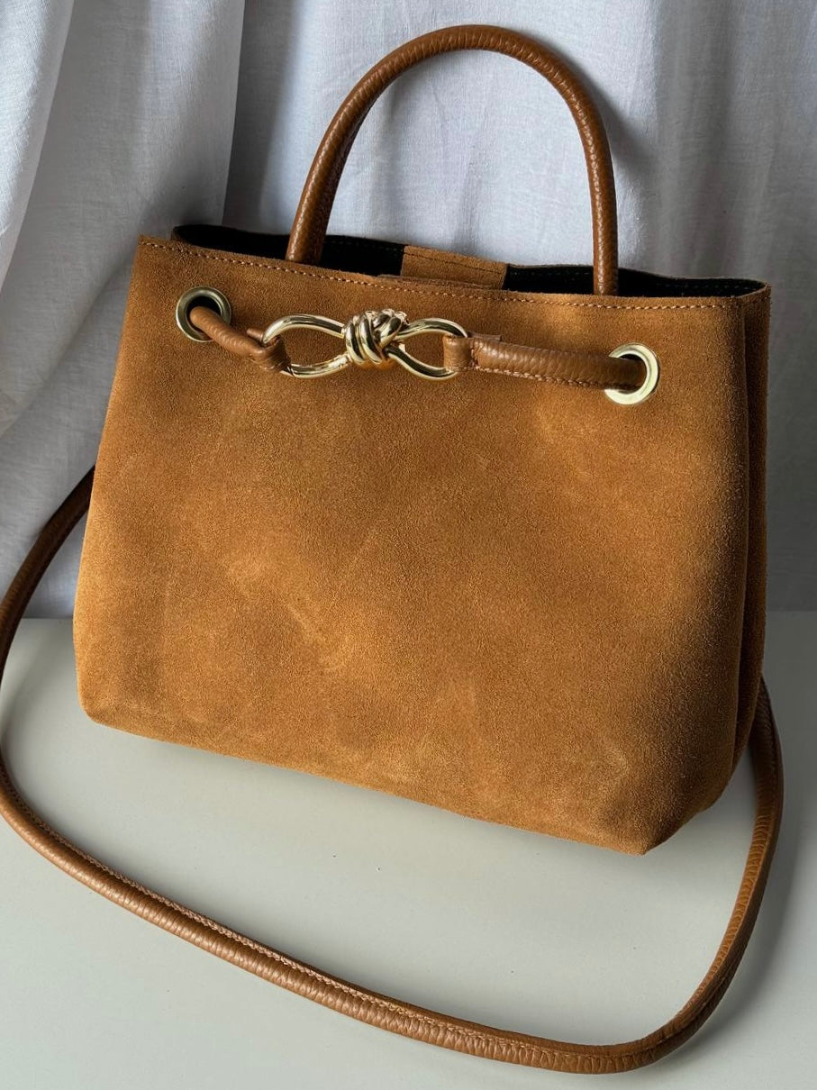 Elegancka torebka bucket bag z naturalnego zamszu, Włochy