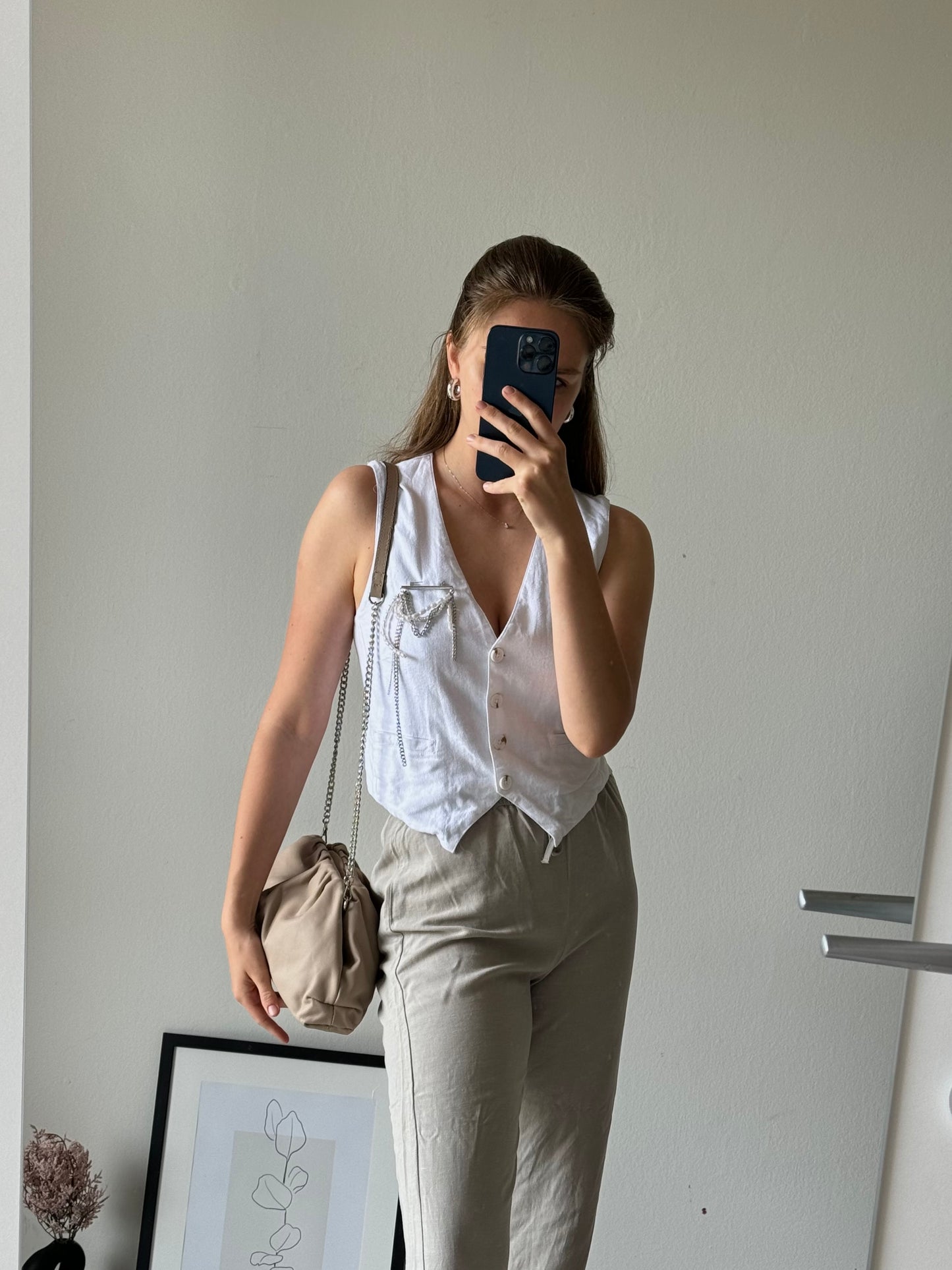 Stylowa Clutch torebka z miękkiej skóry z łańcuszkiem w kolorze taupe scuro, Włochy