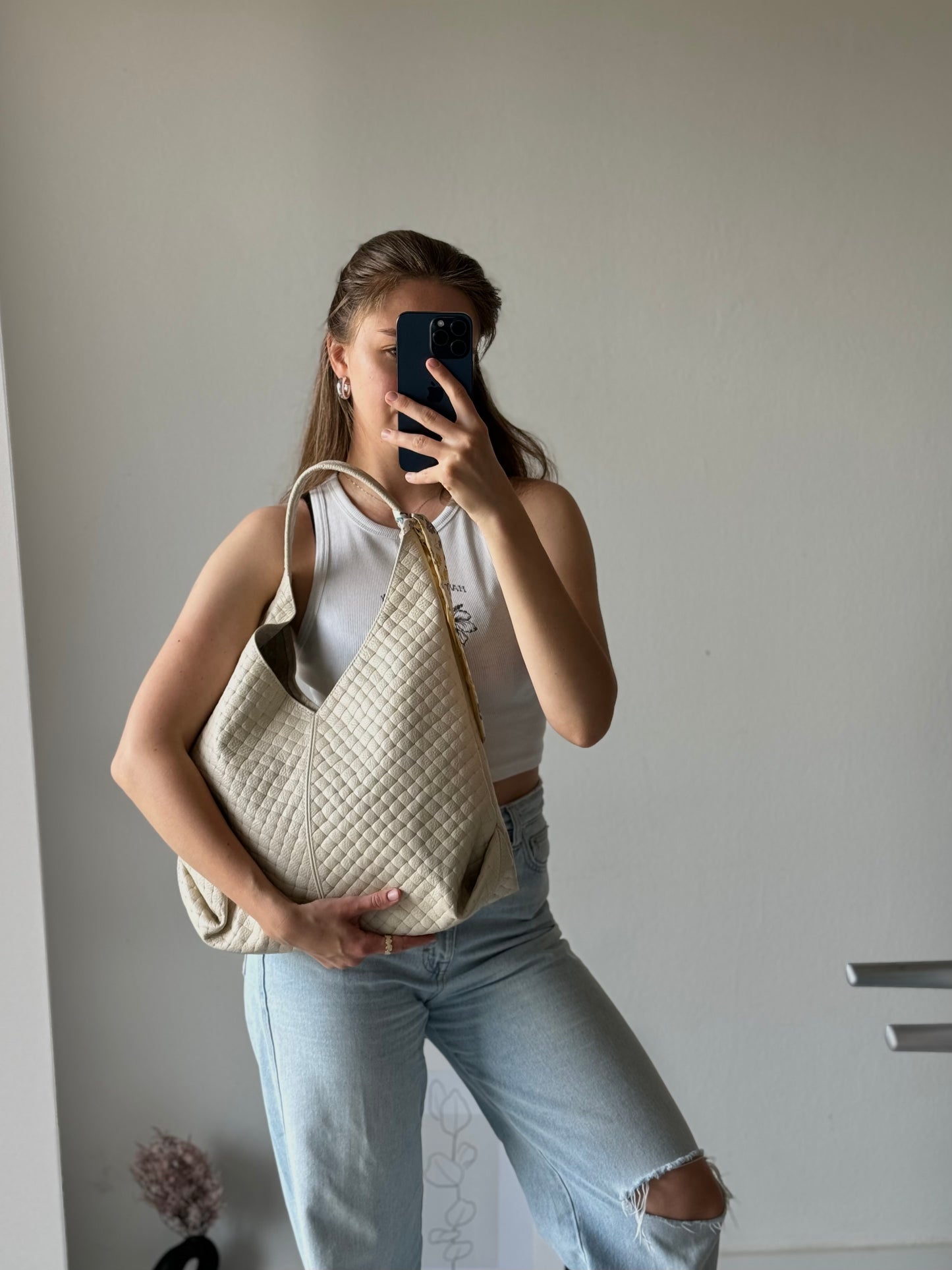 Shopper z plecionej skóry naturalnej z kosmetyczką – Made in Italy