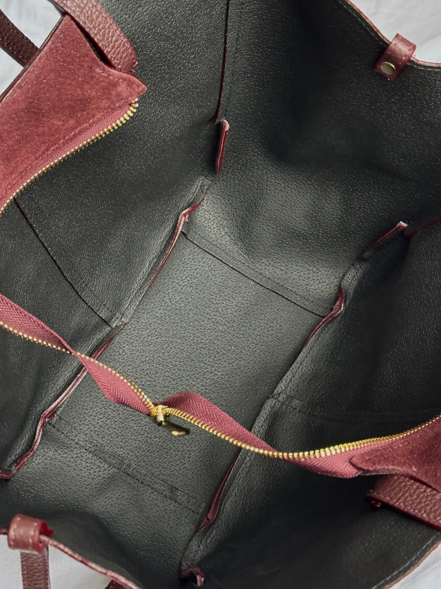 Stylowa torebka shopper w kolorze bordo dla twojej stylizacji, Włochy