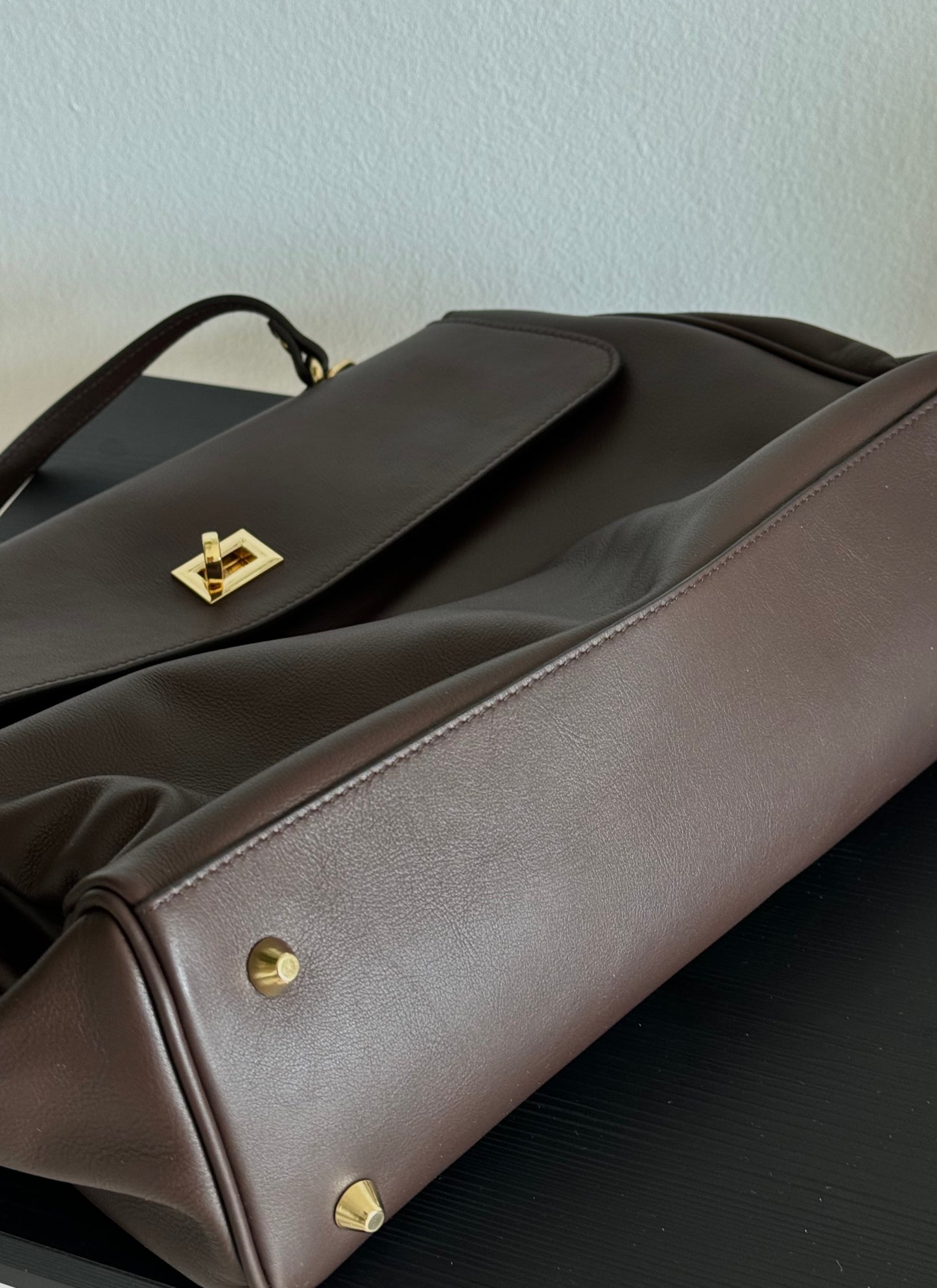 Elegancka torebka damska z naturalnej skóry, Włochy