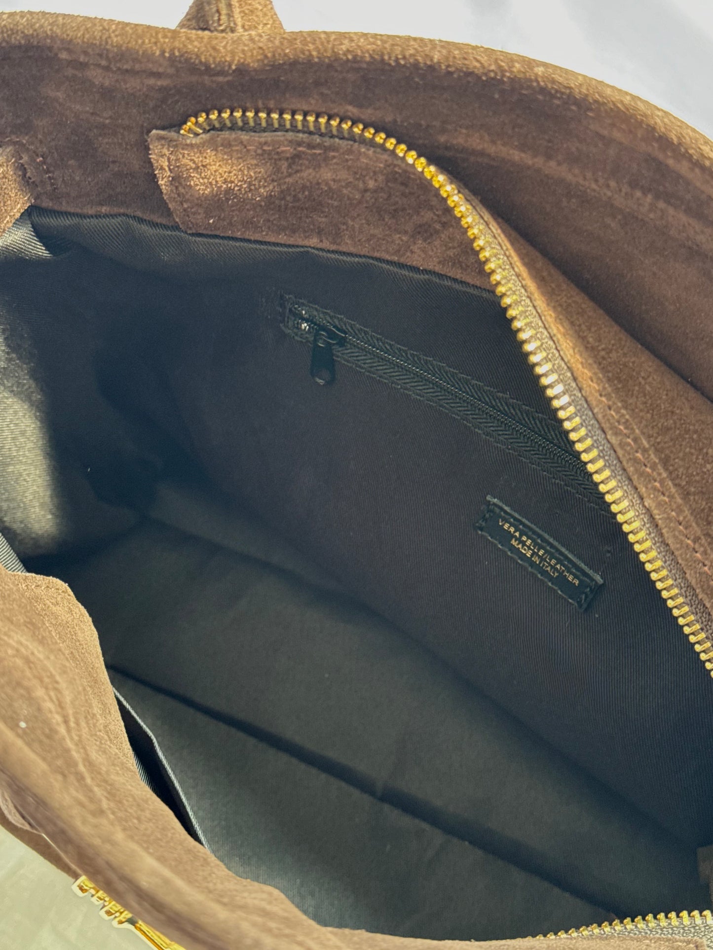 Torebka shopper zamszowa do ręki lub na ramię wykonana we Włoszech