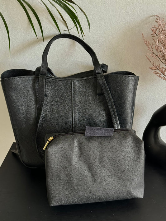 Czarna shopperka z naturalnej skóry – włoska elegancja 