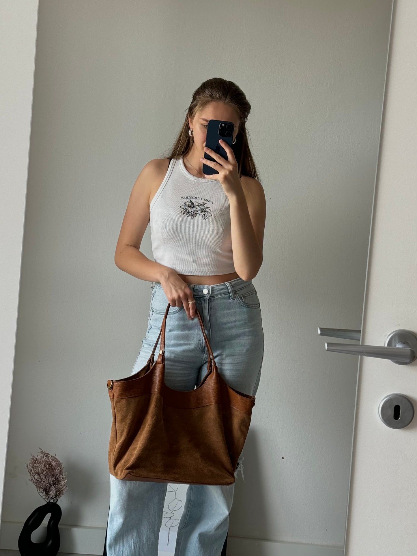 Elegancka torebka tote z naturalnego zamszu, Włochy