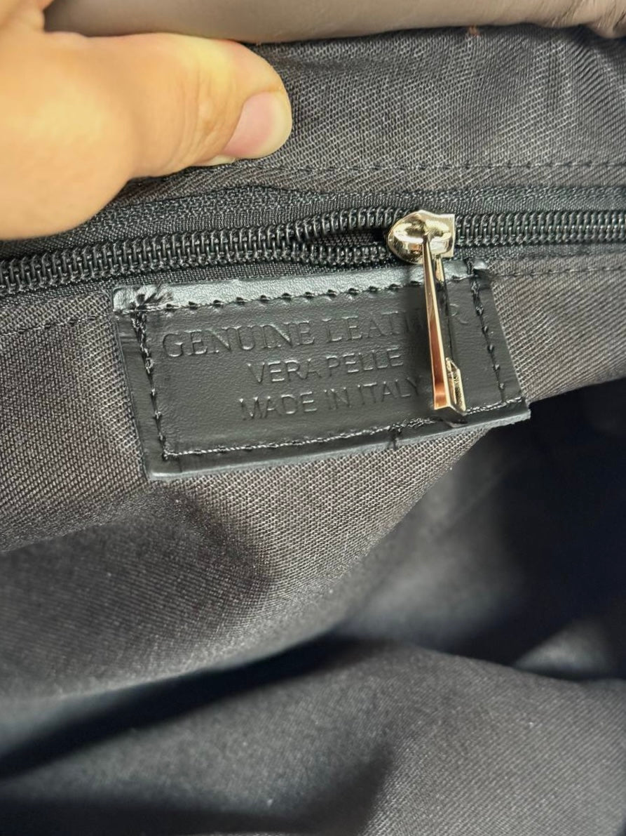 Stylowa Clutch torebka z miękkiej skóry z łańcuszkiem w kolorze taupe scuro, Włochy