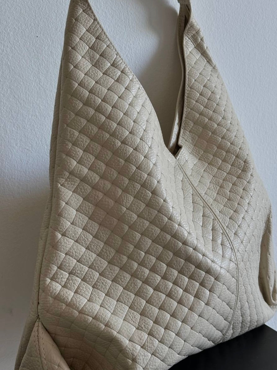 Shopper z plecionej skóry naturalnej z kosmetyczką – Made in Italy