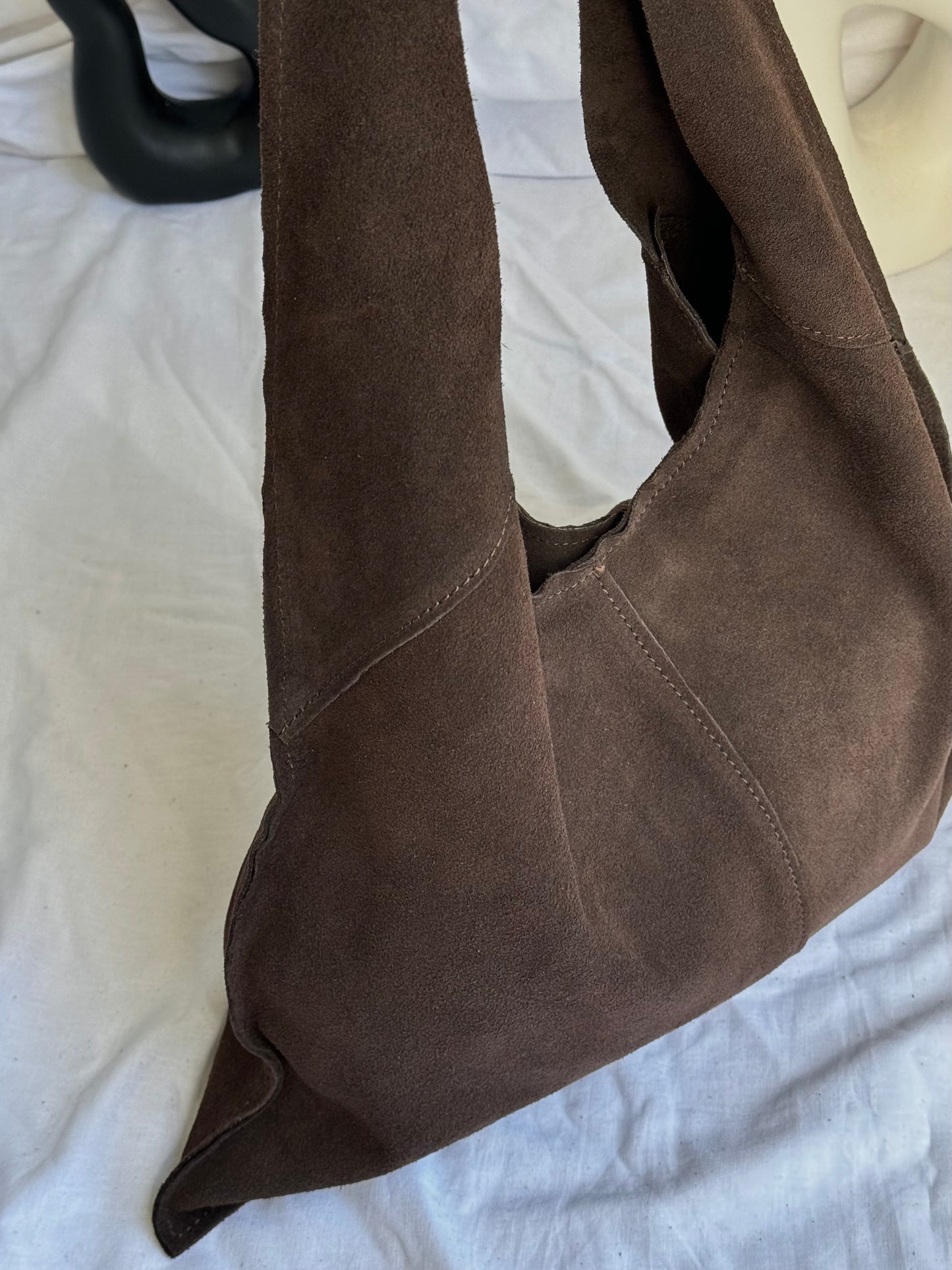 Torebka worek z naturalnego zamszu, made in Italy